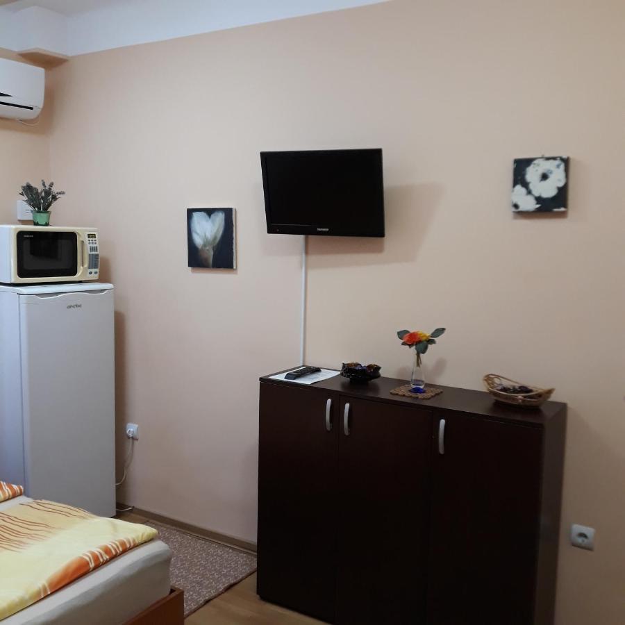Appartement 7 Vise Studio à Galaţi Extérieur photo